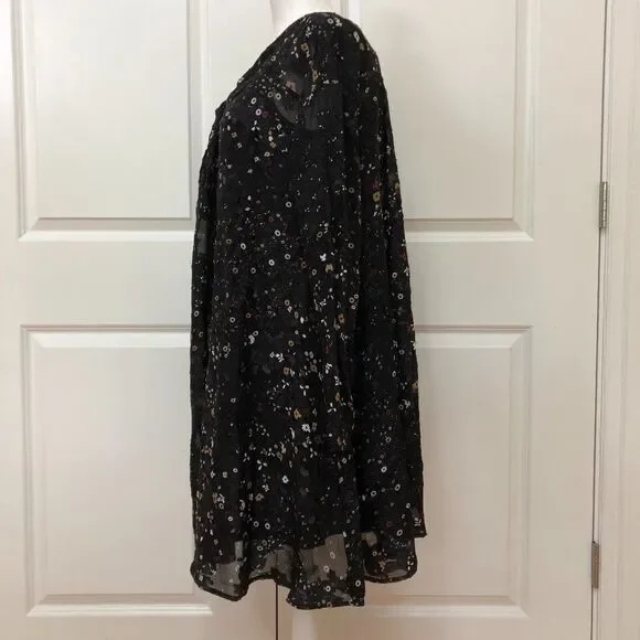 Twist Front Long Sleeve Dress from CLUB MONACO - Picture 5 of 9